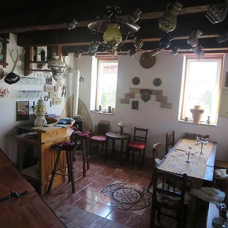 Nicoláj és Tanya Dég