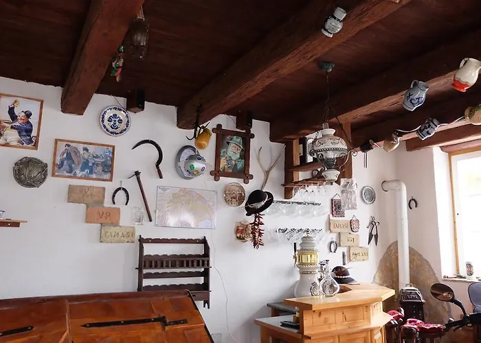 בית הארחה Nicolaj Vendeghaz Es Tanya *